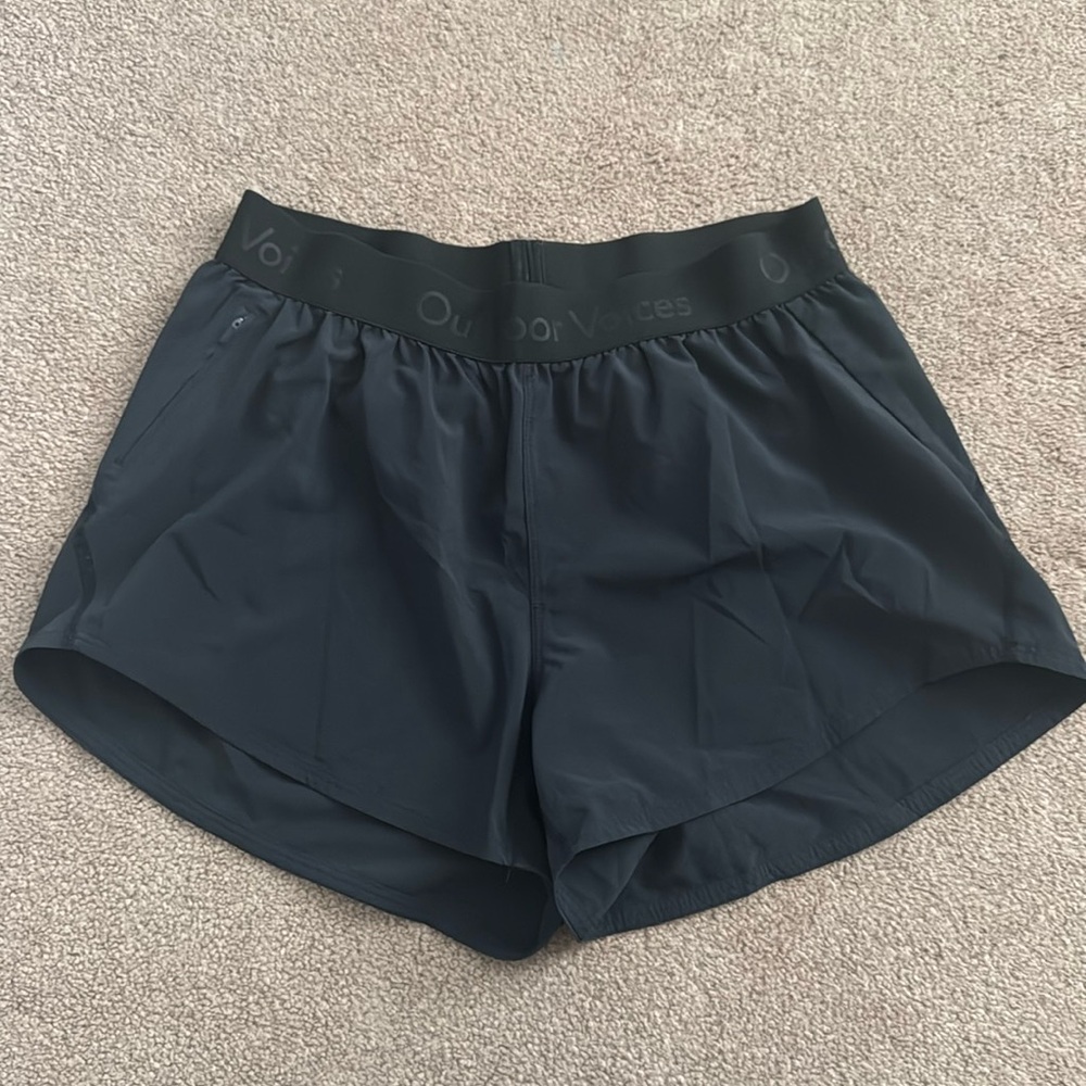 Outdoor Voices Women’s Black Shorts